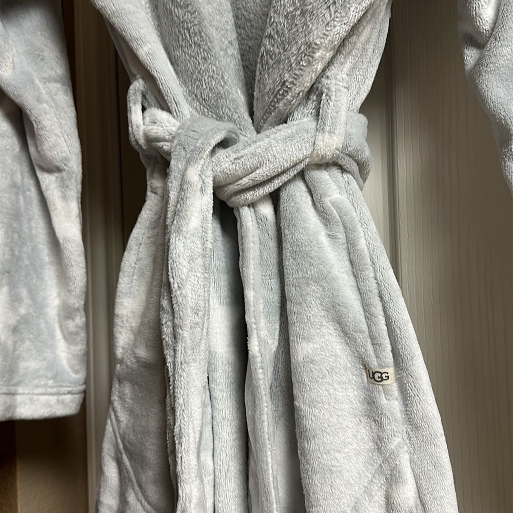 Ugg Grey/White Stars Cozy Fleece Miranda Cozy Fleece Hoodie Belted Wrap Robe NWT - Picture 10 of 17